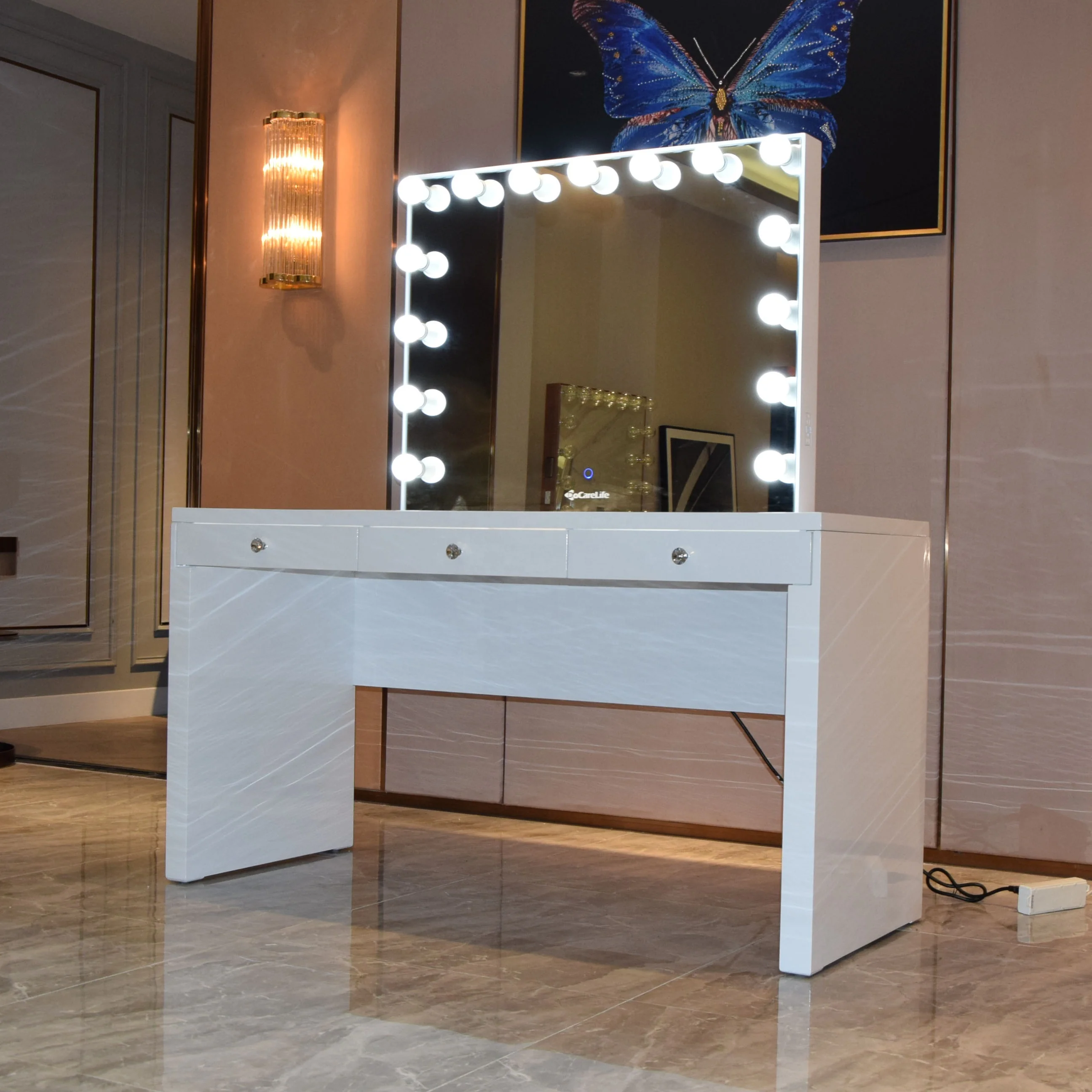 Crushed Diamond bedroom funiture Mirrored Vanity Table Vanity Mirror With LED lights
