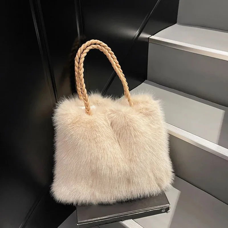 New High-end Luxury Brand Ladies Shopper Tote Bag Simple Designer Vintage​ Winter Plush houdler Bag For Women Fur Handbags