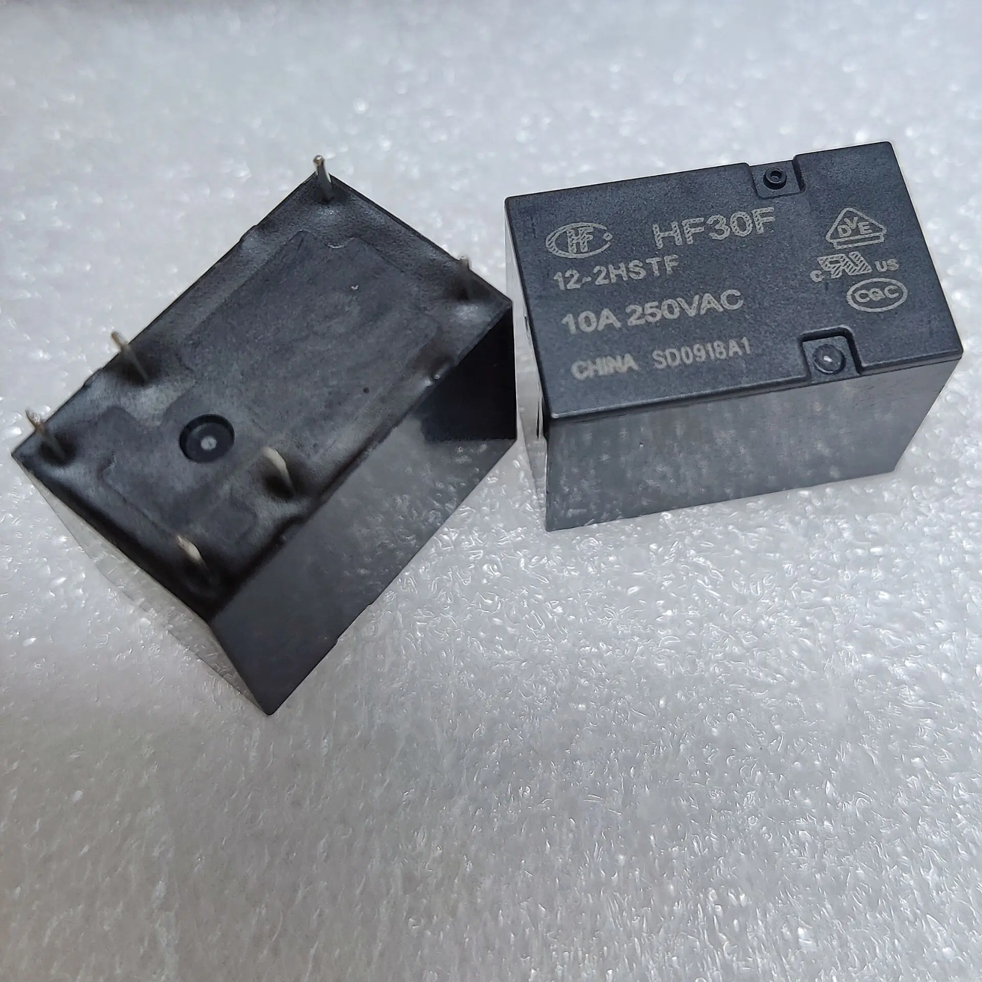 HF30F-12-2HSTF Relay 10A 250VAC Two Normally Open Medium Power Relay Pin 6 1PCS