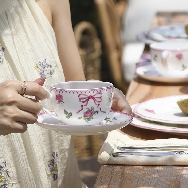 Ceramic Tableware Set Retro Rose Bone China Coffee Cup Saucer Dessert Plate Bowl Teapot Pink Bow Elegant Afternoon Tea Set