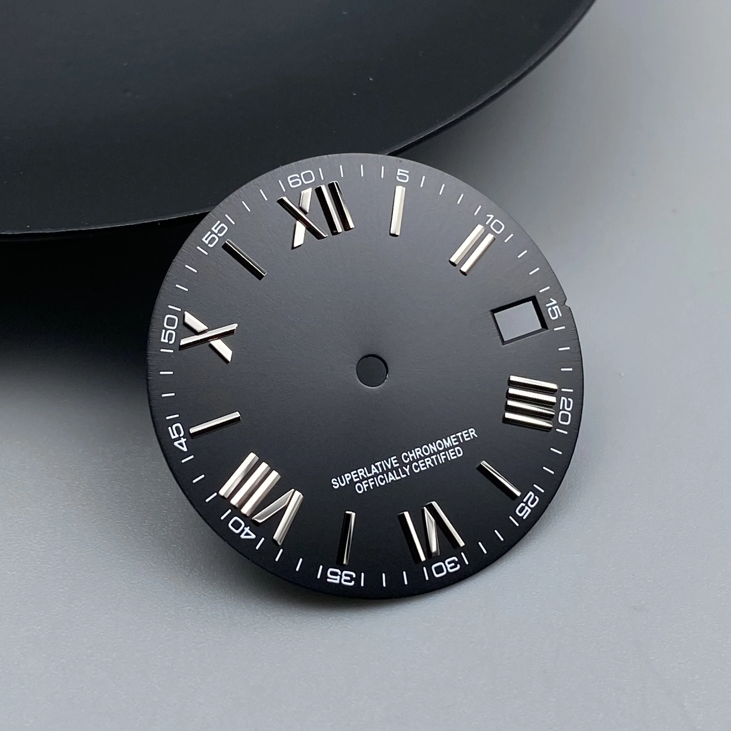 Green Luminous Date Dial for Automatic Watch Movements