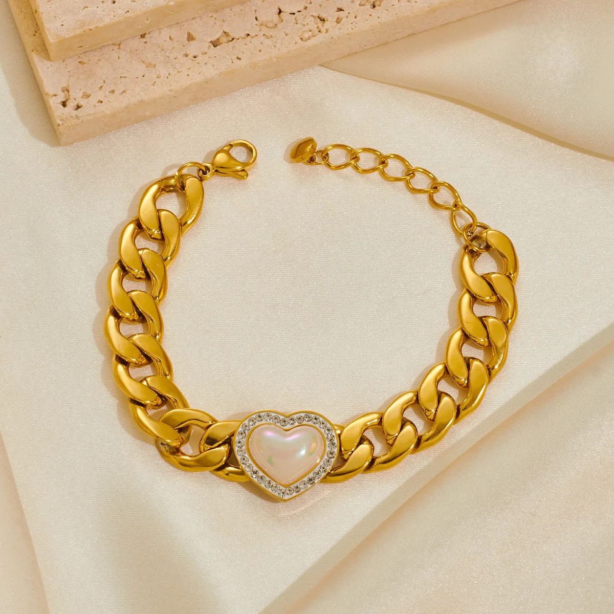 Chic Fashion Stainless Steel Natural Shell Heart Charm Necklace Bohemia Chain Jewelry For Women 5