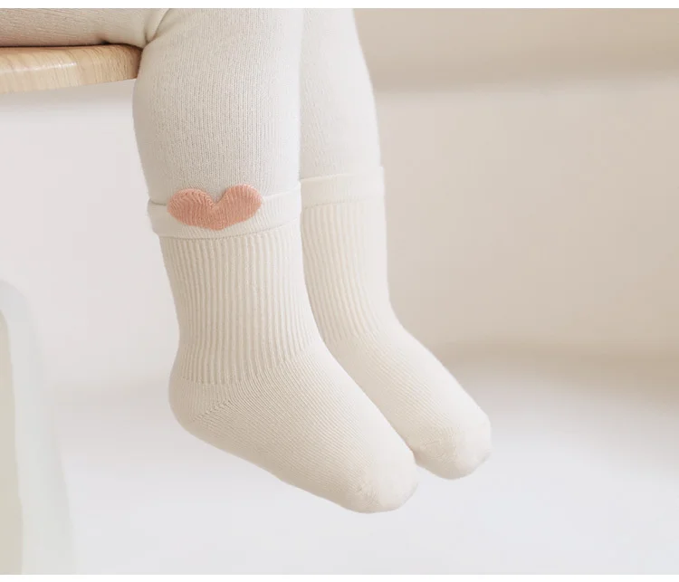 Description Picture 4 of item3Pairs/set Cotton Newborn Baby Socks For Girls Boys Soft Solid Infant Toddler Sock Fashion Cute Cartoon Children's Socks Spring