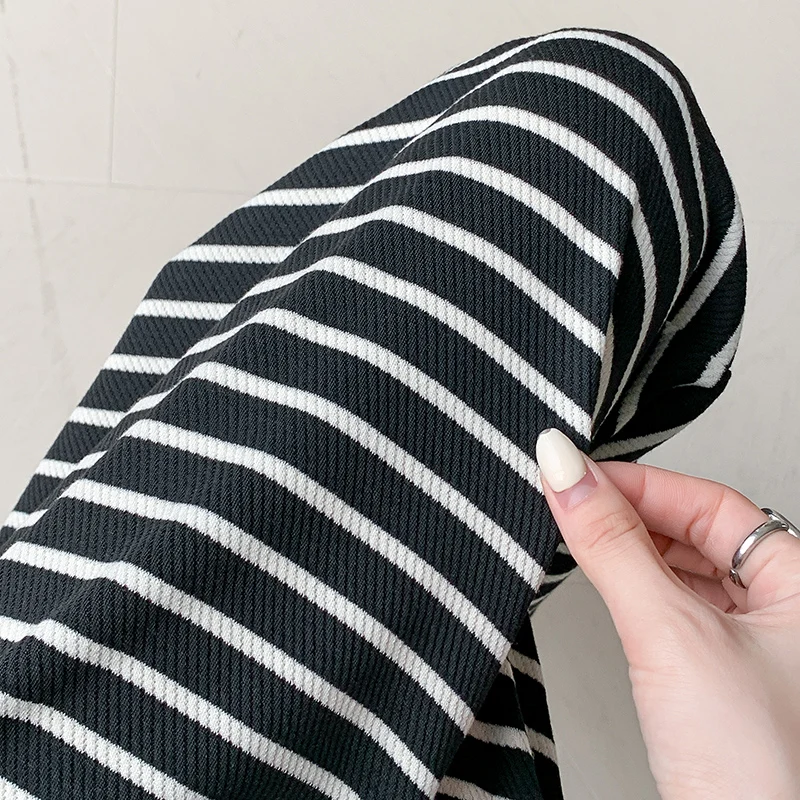 Рисунок 3 - Брюки для беременных на шнуровке