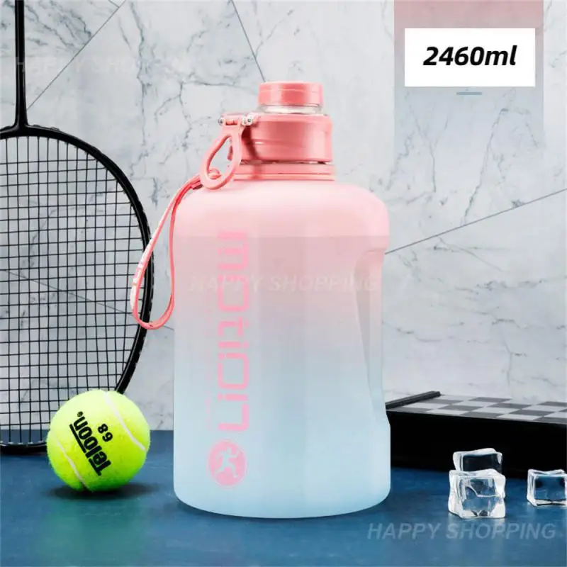 

Бутылка для воды литровая спортивная с соломинкой, большой объем, для фитнеса, с градиентом, уличный пластиковый портативный чайник
