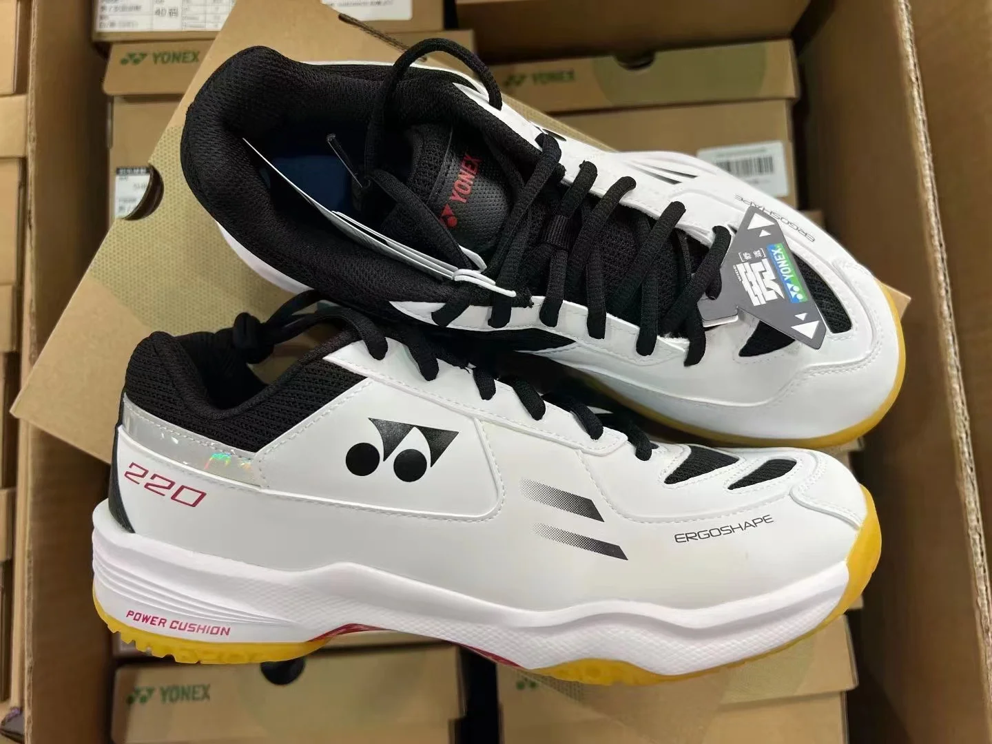 SHB220CR White