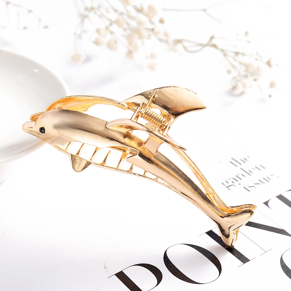 4 Dolphin gold