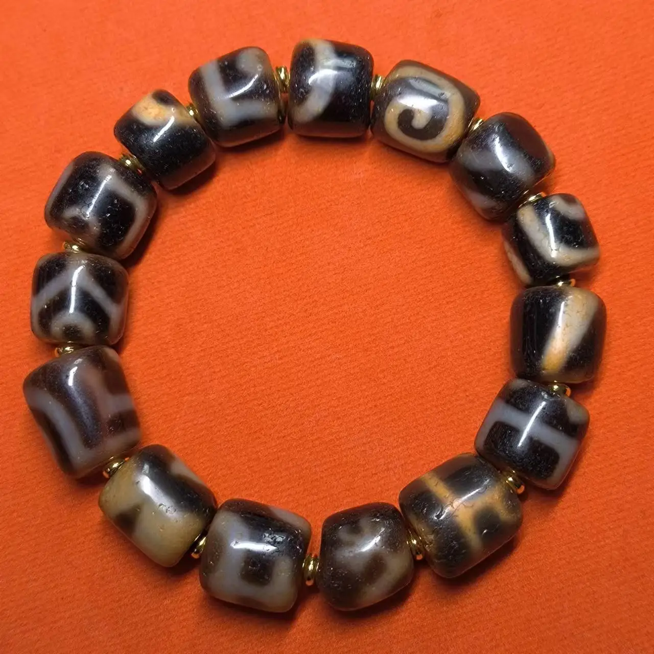 1 Pz/Lotto Natural Broken Bead Residuo Bead Old Agate Dzi Bracciale Black-Brown Weathering Lines Vecchio Materiale Bead Da Collezione Taki