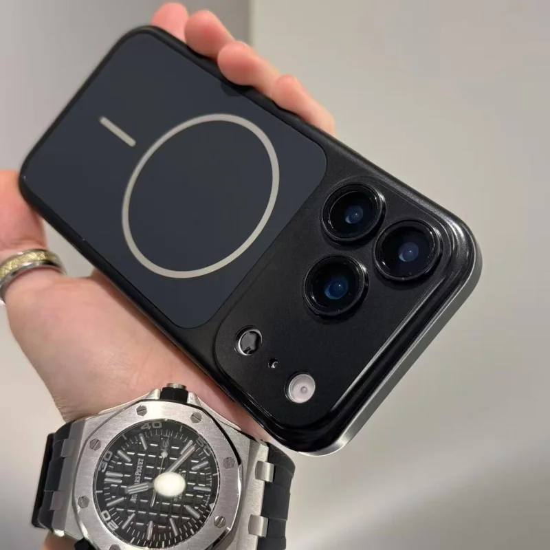 Enhanced Magnetic Metal Charge Case with Large Window Plating - Rugged Protective Cover