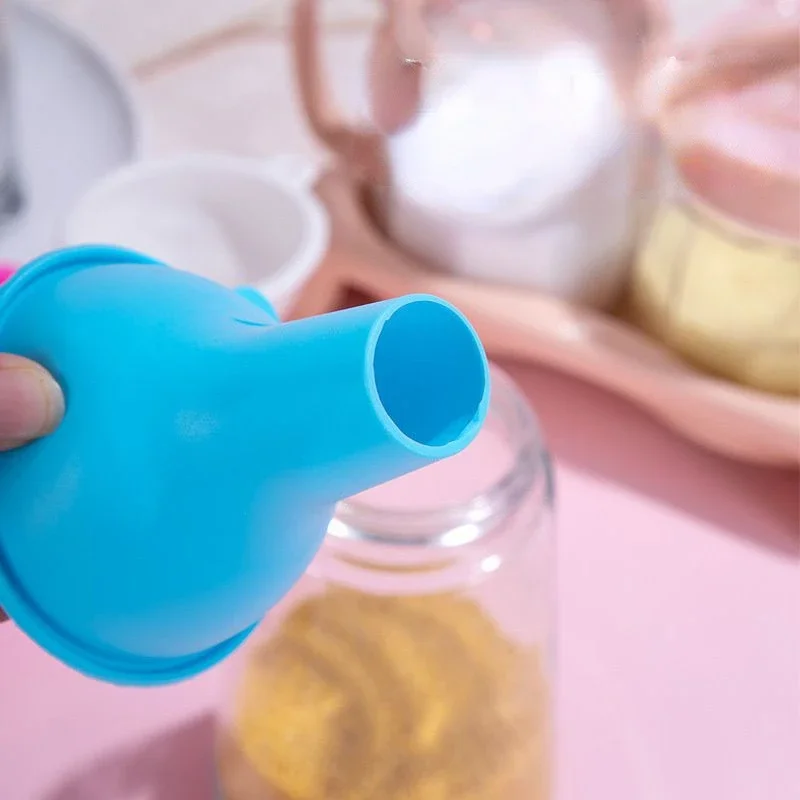 Wide Mouth Funnel Kitchen Funnel Kitchen Accessories Plastic Funnel Silicone Wide-mouth Funnel Milk Powder Bean Funnel Large-caliber Multi-function Wine Leak Oil Leak Kitchen Accessories