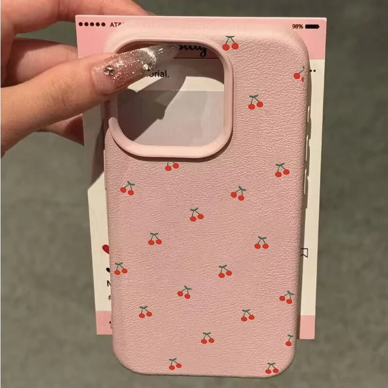 Retro Floral Soft Phone Case - Vibrant Vintage Flower Design Cover