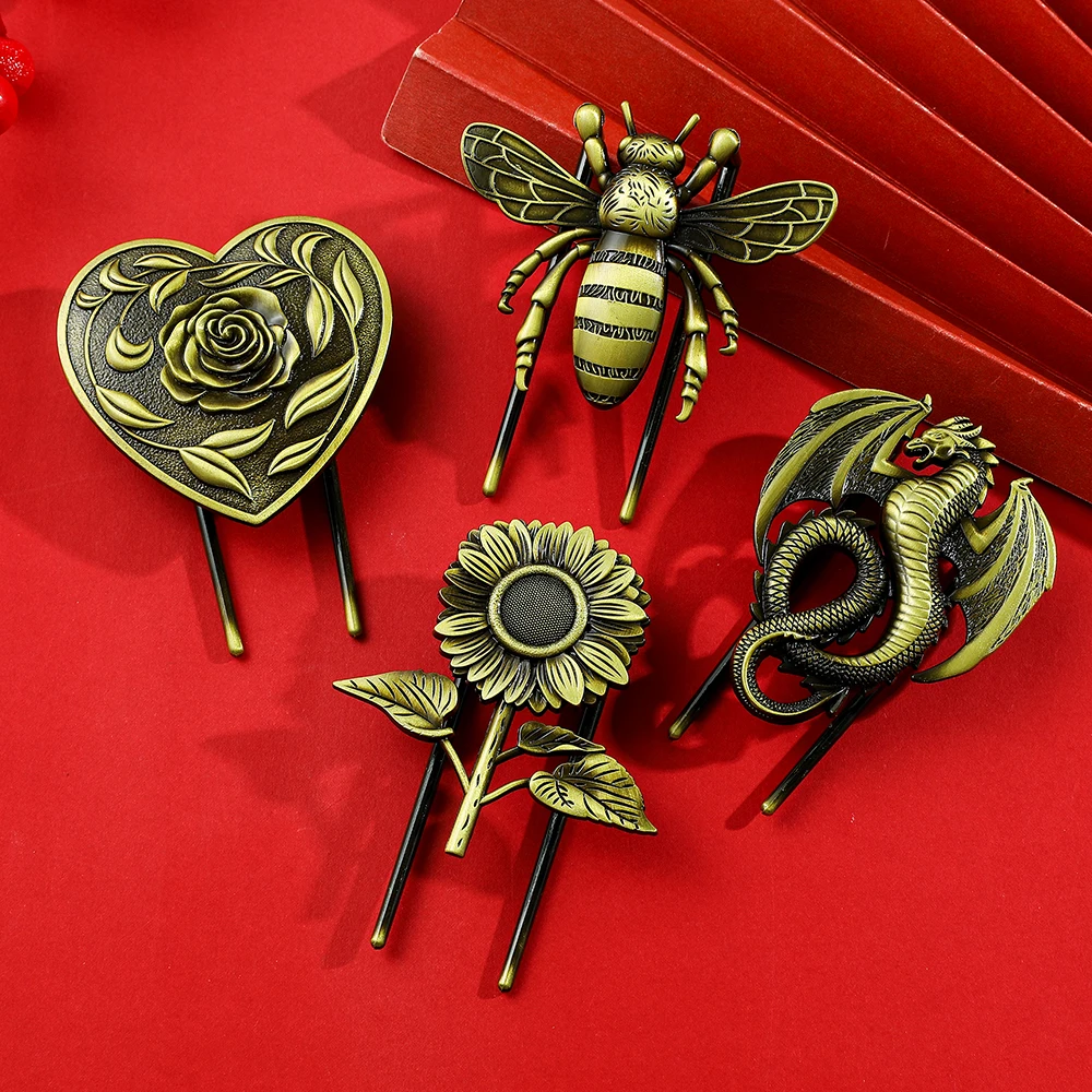 1pc Dragon King Bee Sunflower Rose Metal Bookmarks Gift Boxed for Book Lovers Collection Metal Book Page Holder metal bookmark bookmarks stationery supplies