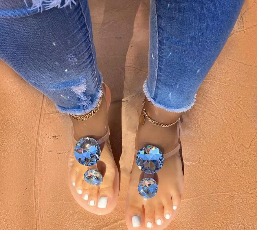 Lager Size Women Sandal Summer Explosion Diamond Woman Sandals Female Crystal Slippers Jelly Flat with Fashion Beach Shoes women sandals