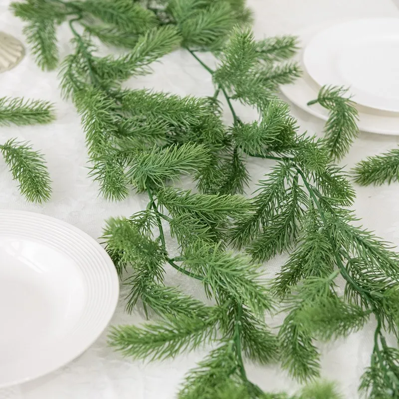 72 Mesh-Kiefernnadeln, künstliche Pflanzen zur Weihnachtsbaumdekoration, Grasranken, für Garten, Haus, Hochzeit, hohe Qualität – Detail 1