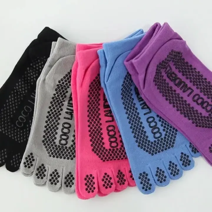 Women Yoga Non-slip Glove & Sock Set yoga socks Cotton Sweat-absorbing Sports Five-toed Socks