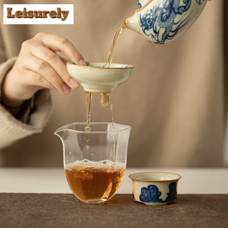 Boutique Blue and White Tea Infusor Dragon Patterned Herbal Tea Tea Strainer Household Tea Brewing Tea Filter Cha Teaset Craft