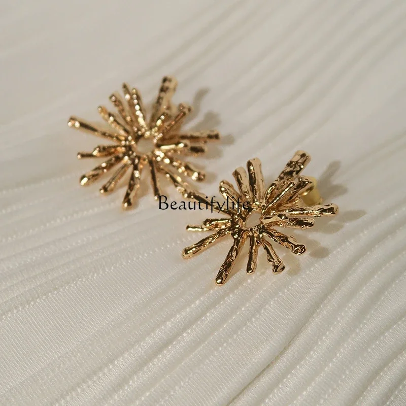 

Retro Graceful European and American Metal SUNFLOWER 925 Silver Stud Earrings