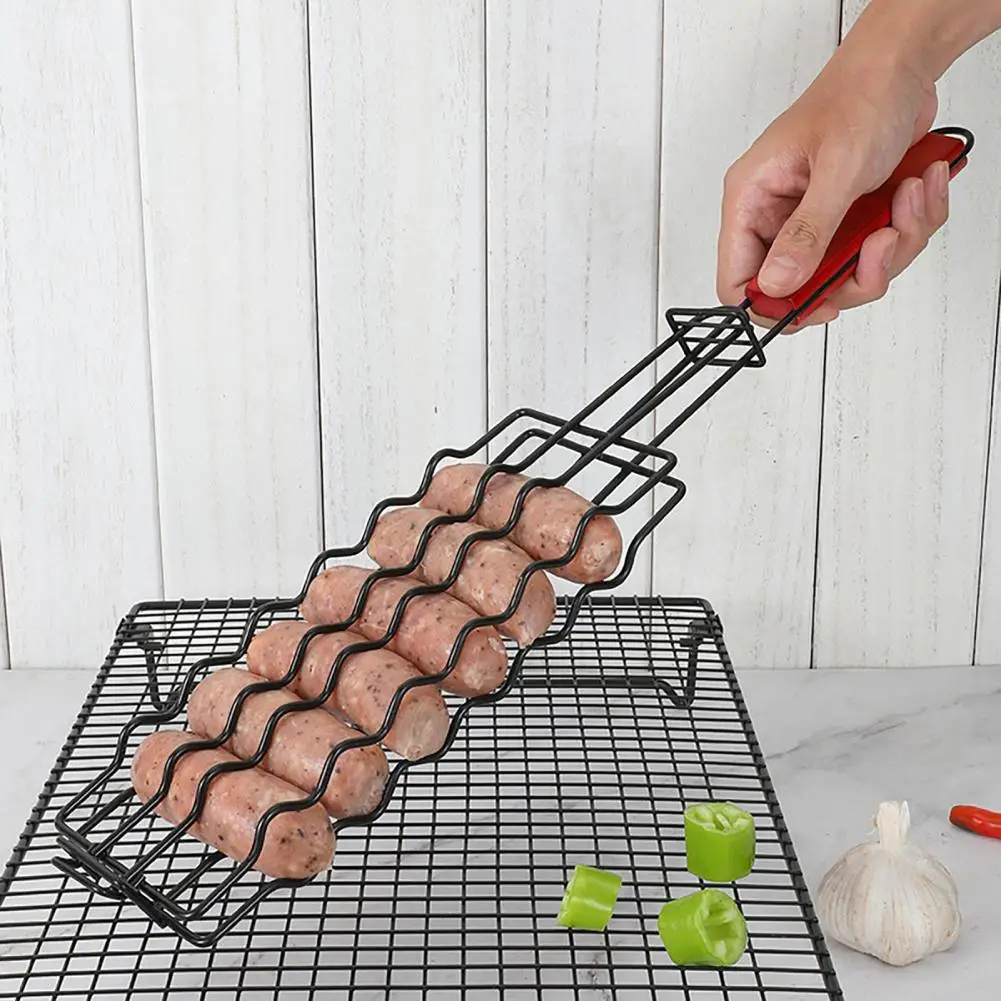 

Barbecue Cage with Wooden Handle Hollow Design Reusable Outdoor Camping Sausage Meat Vegetable Barbecue Net Rack