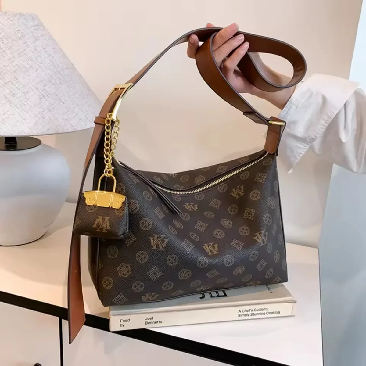 Luxury Women Handbags High Quality Crossbody Bag Large Capacity New Fashion Tote Bags Commuter Casual All-in-one Shoulder Bag