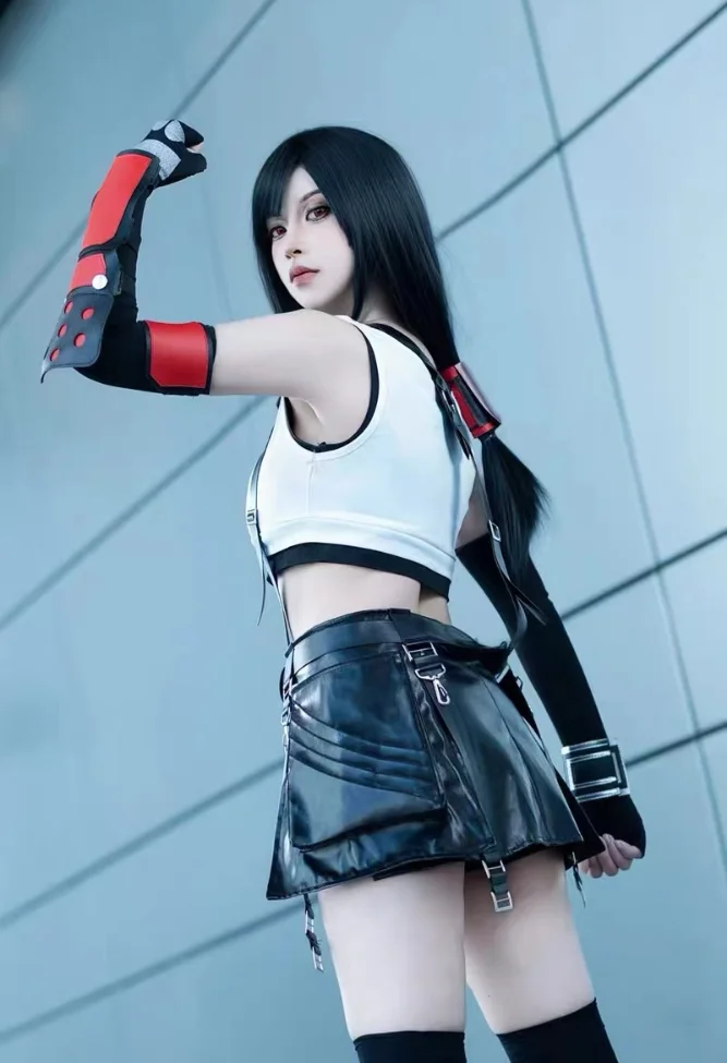 Final Fantasy VII: Tifa Lockhart | White Cosplay Costume Set 26 Final Fantasy VII Tifa Lockhart Cosplay Costume for Women (Unofficial)