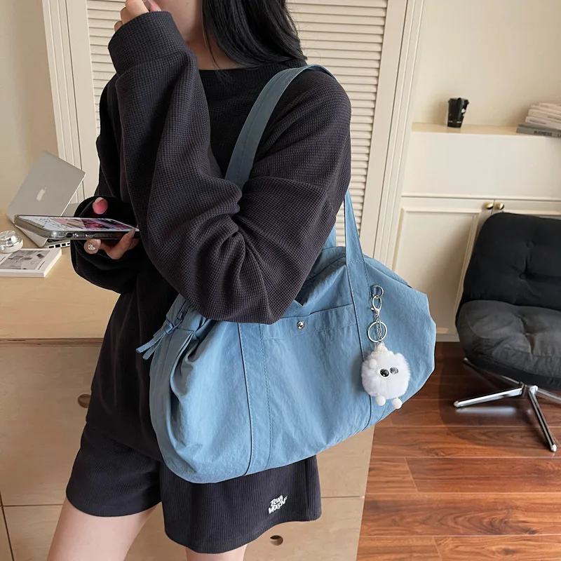 Women's Street Style Large Capacity Tote Bag - Fashionable and Stylish Shoulder Bag