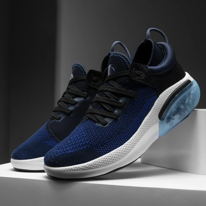 

2022 New Men's Breathable Soft-soled Sneakers Comfortable Outdoor Mesh Casual Running Shoes Outdoor Casual Men's Tênis Masculino