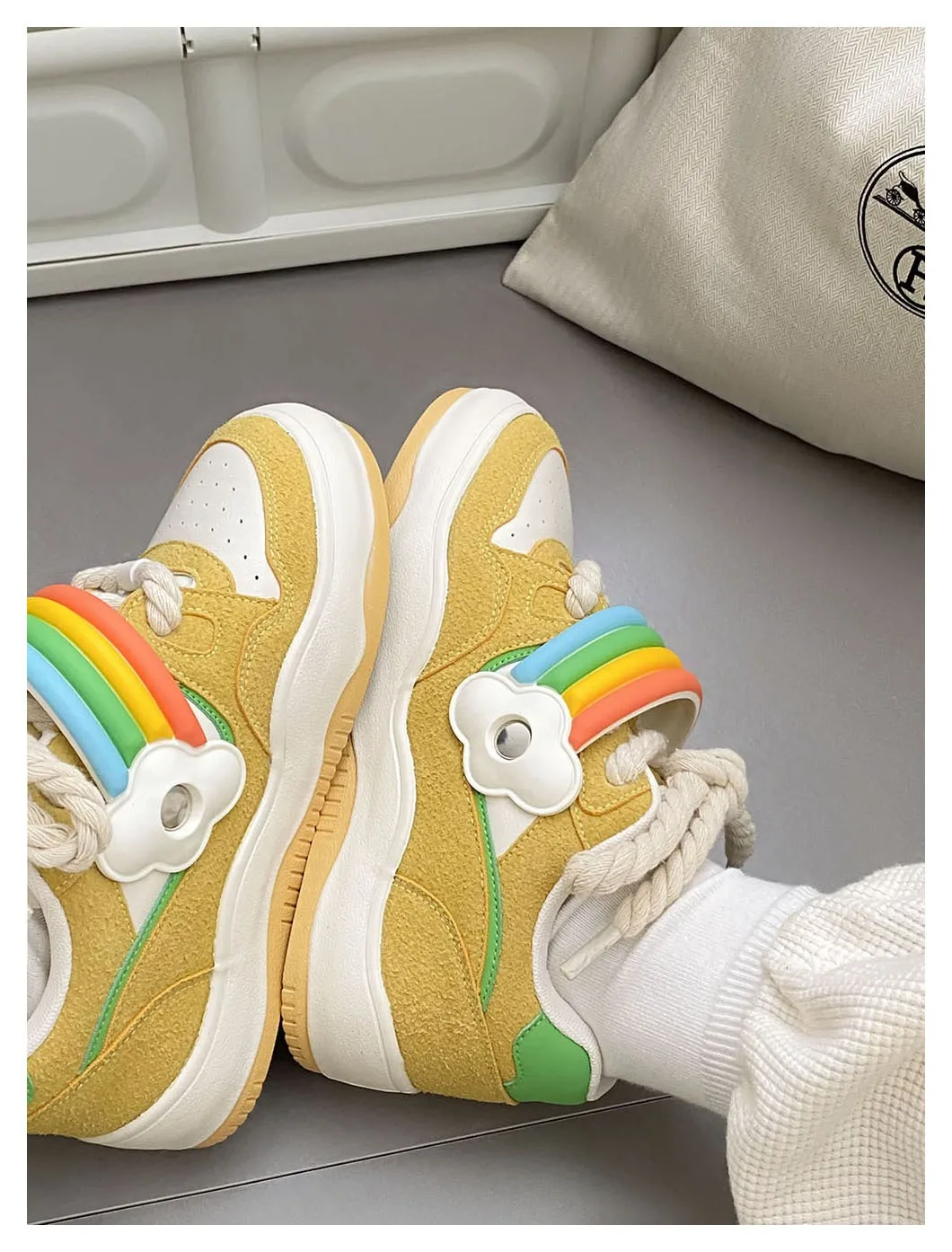 Thick Soled Heels Comfortable Women's Shoes Rainbow New Casual Flat Shoes Lightweight Sports Women Casual Board Shoes 24-212