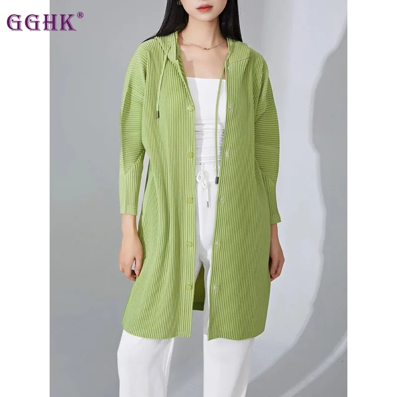 

GGHK Miyake Pleated Trench Coat Women Hooded Single Breasted Full Sleeve Full Sleeve Chic Style Solid Color Spring New 2024