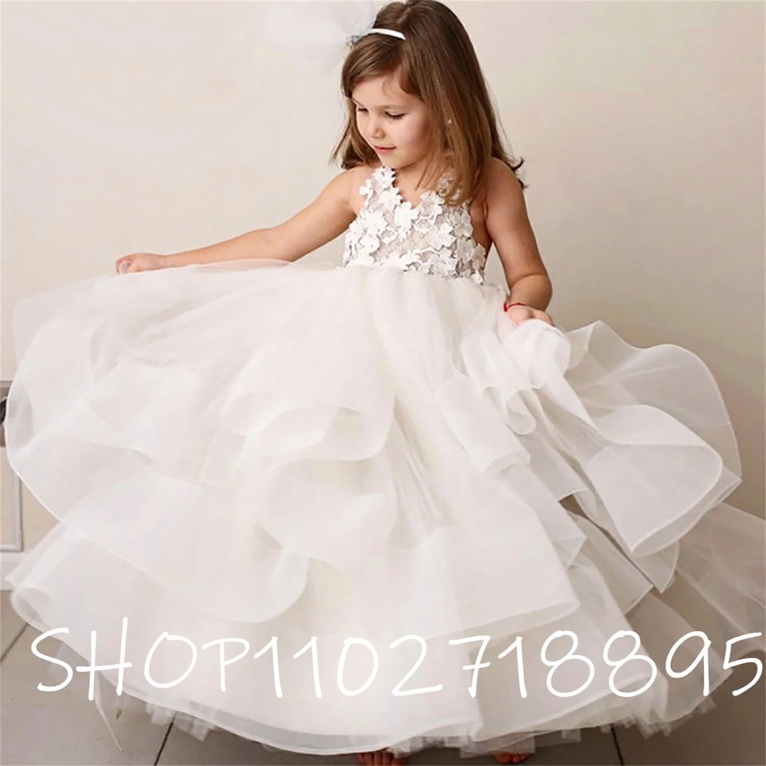 

Ball Gown Flower Girl Dresses 2020 Tiered White First Communion Dresses For Girls Long Pageant Gowns