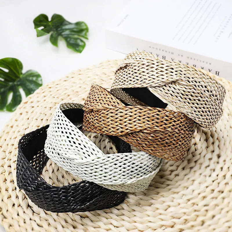 

Bohemian Women Cross Knotted Straw Weaving Headband Girls Handmade Hair Hoop Beach Head Hoop Woven Wide-brimmed Hair Accessories