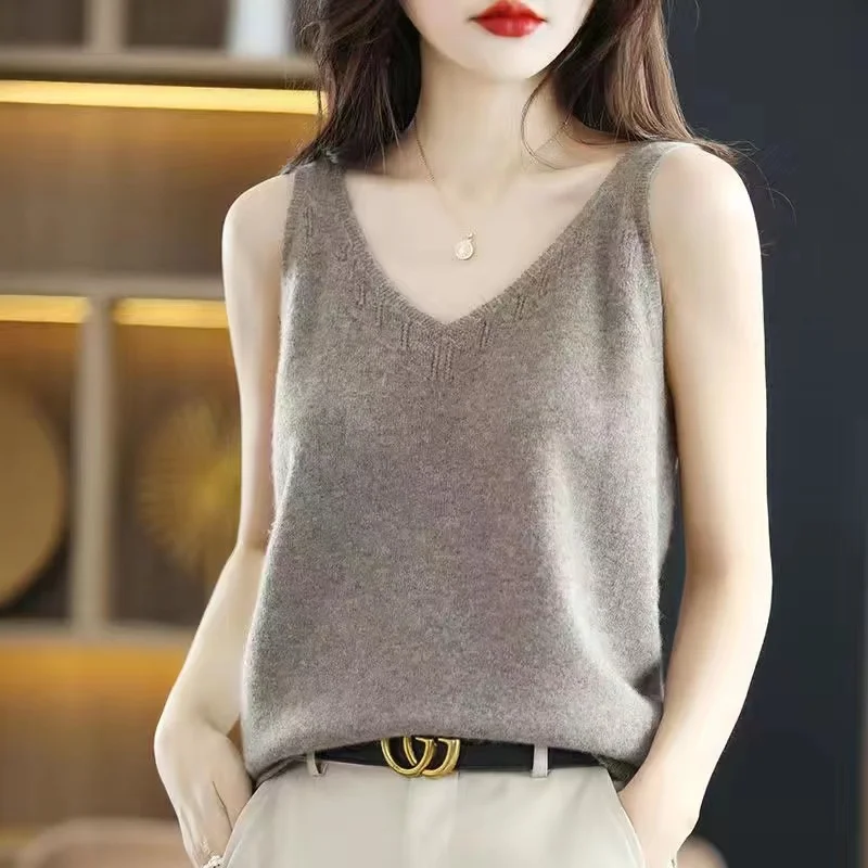 

Women Classic Vest V-Neck Pullover Sling 100% Merino Wool Soft Comfortable Breathable Slim Fit And Fashionable Style Knitted Top