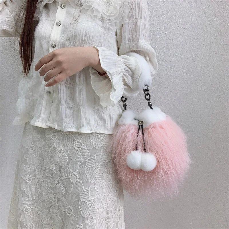 Ladies New Solid Color Fur Bag Beach Wool Fur Spliced Rabbit Hair Tote Bag Temperament Ladies Large Capacity Bucket Bag