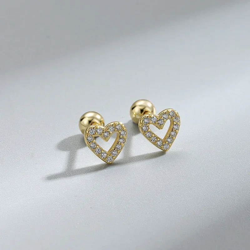 New Fashion Heart Stud Earrings for Women Hypoallergenic