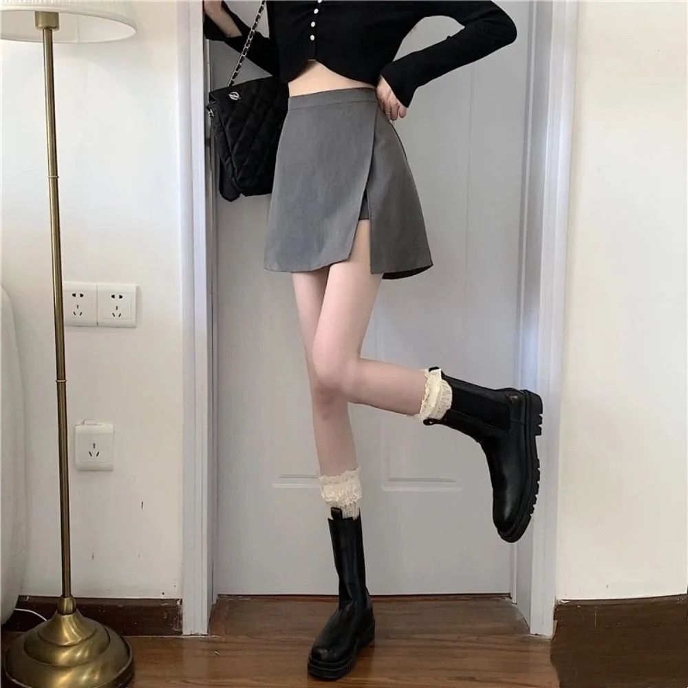 Leisure Slit Women's A-line Skirt Y2K Spicy Girl Style Mini Shorts Skirt Asymmetric Skirt with Safety Shorts Women