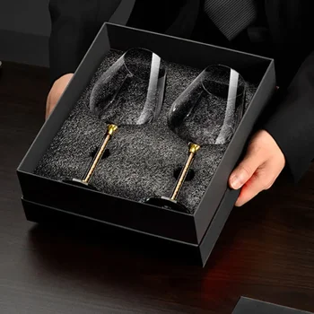 2-Piece Crystal Wine Glasses 1