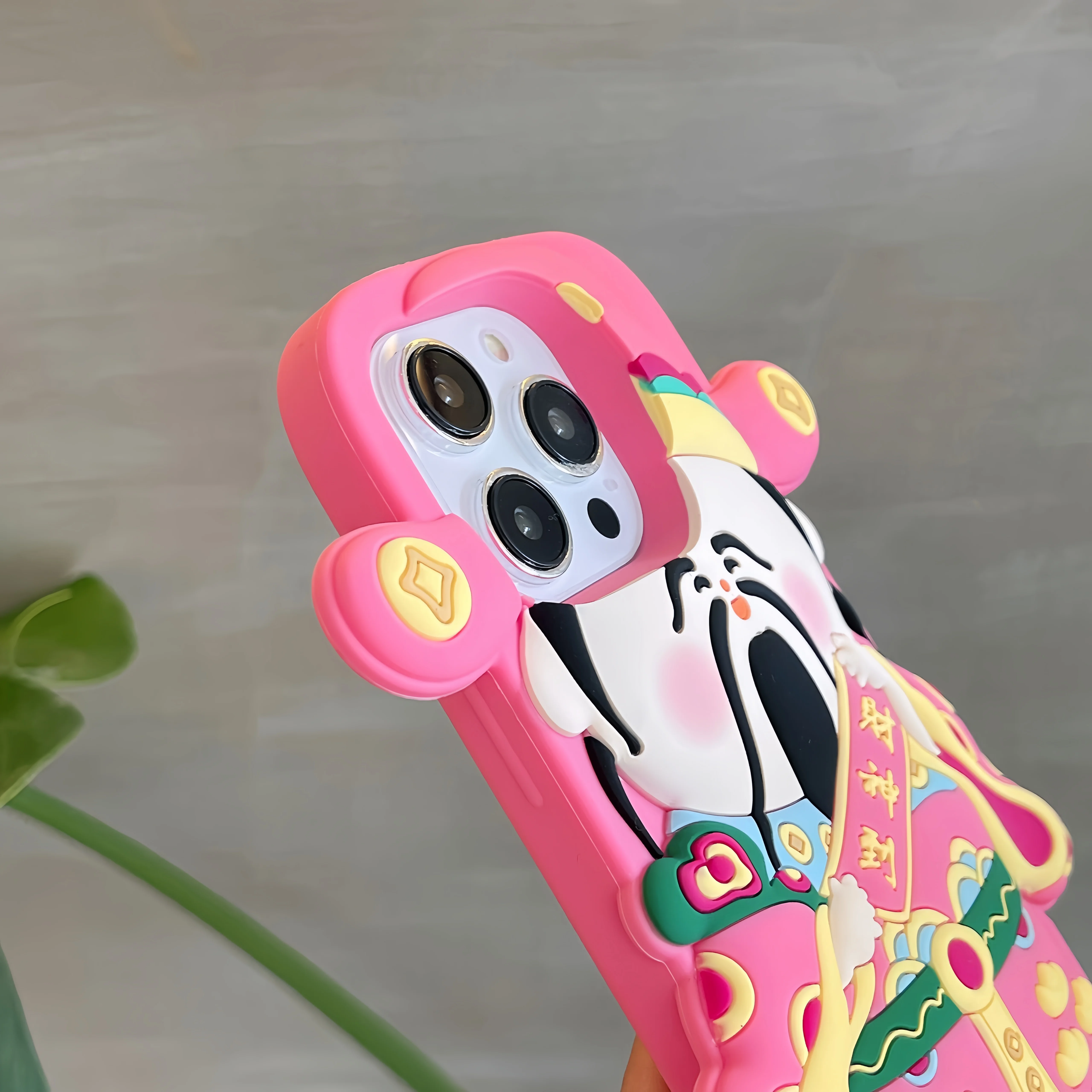 

capa iphone 15 pro max, It's a God of wealth in a rose-colored hat,case iphone 15 pro,14,13,12,11