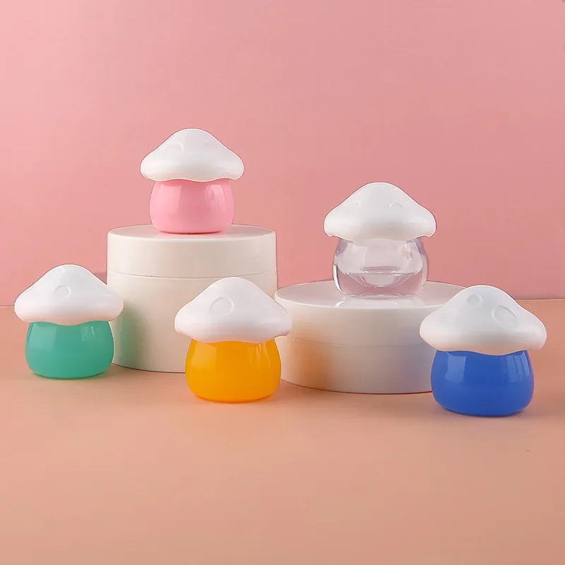 60pcs Mini Mushroom Shaped Cream Jar Travel Makeup Container 10g Empty Clear Lip Balm Jars With Lids Cosmetics Storage Jar