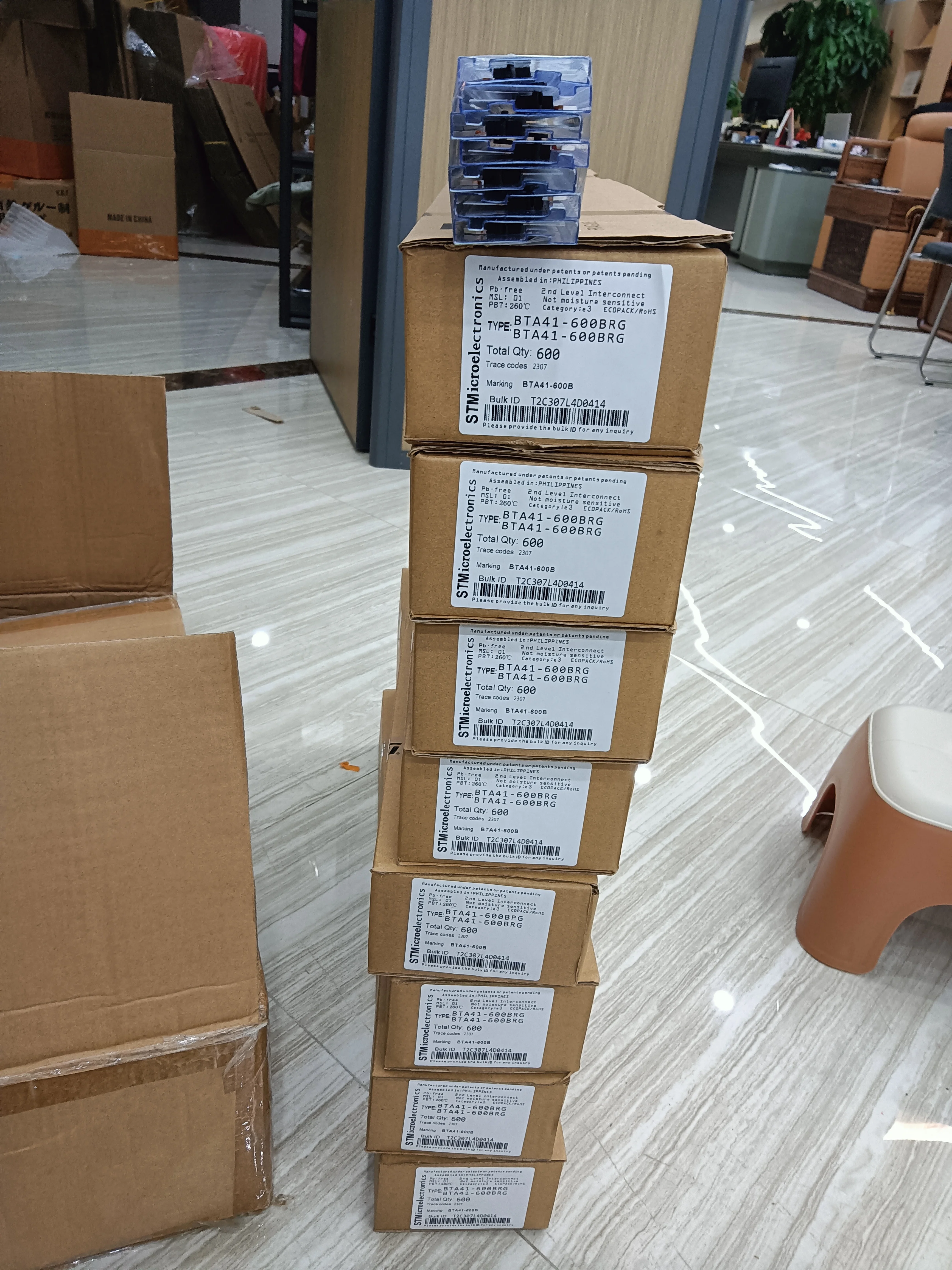 5PCS BTA41-600BRG BTA41 Triac 40 Amp 600 Volt