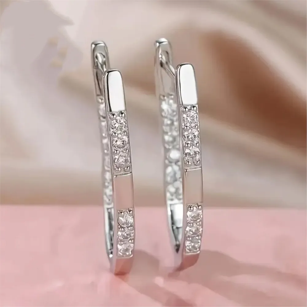 Luxurious Bohemian V-Shaped Pendant Earring for Women Vintage Anti-Allergy Inlaid Zircon Earrings Party Jewelry Gifts