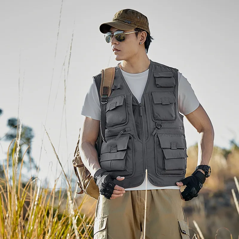 Sleeveless Jacket Large Size Men's Vest Windbreaker Tactical Vests Multi Pocket Hunting Fishing Clothing Waterproof Man Jackets