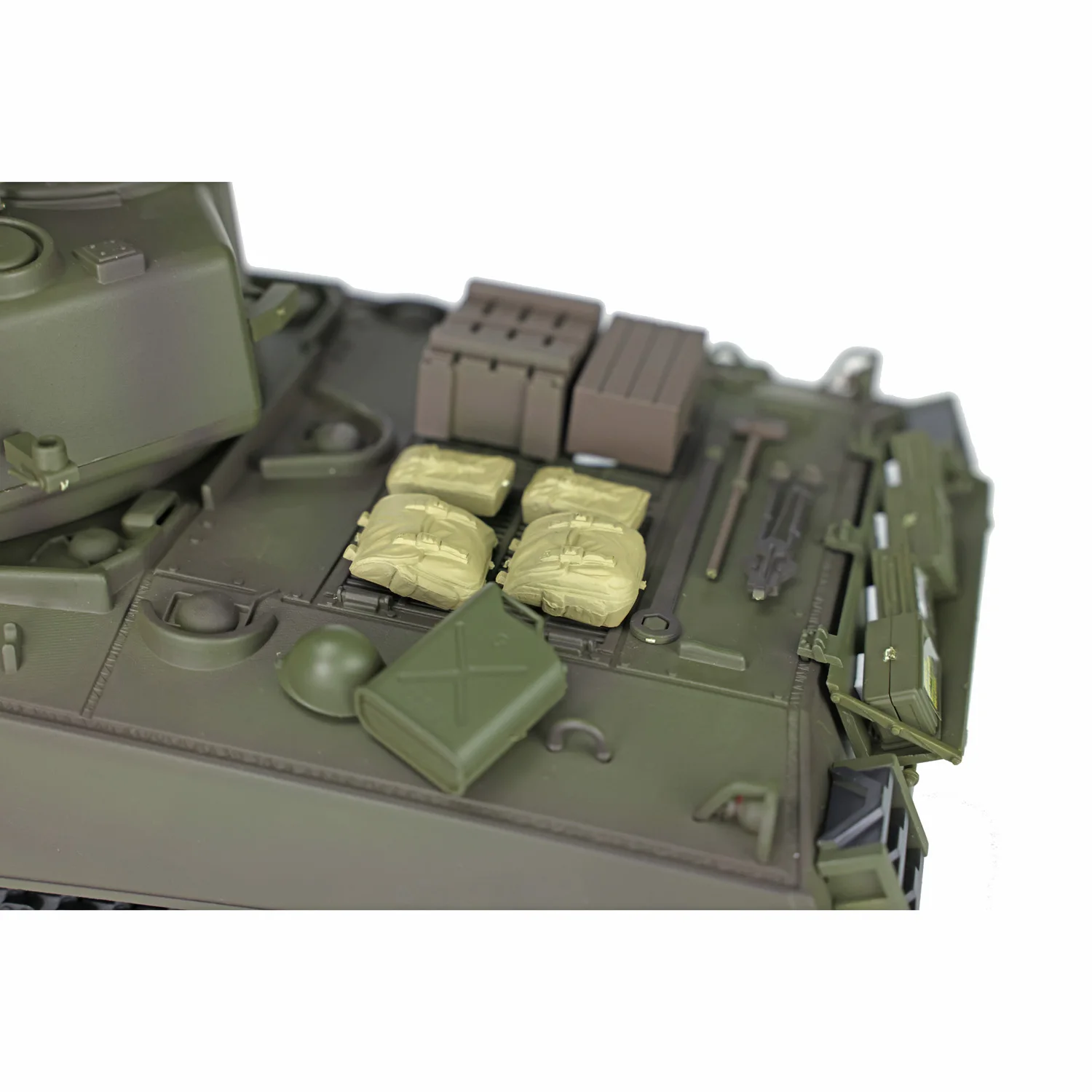 HENG LONG 1/16 Scale 7.0 Plastic M4A3 Sherman Ready to Run RC Tank 3898 360° Turret Boy Gift BB Shoot Unit Speaker Light TH17667 5