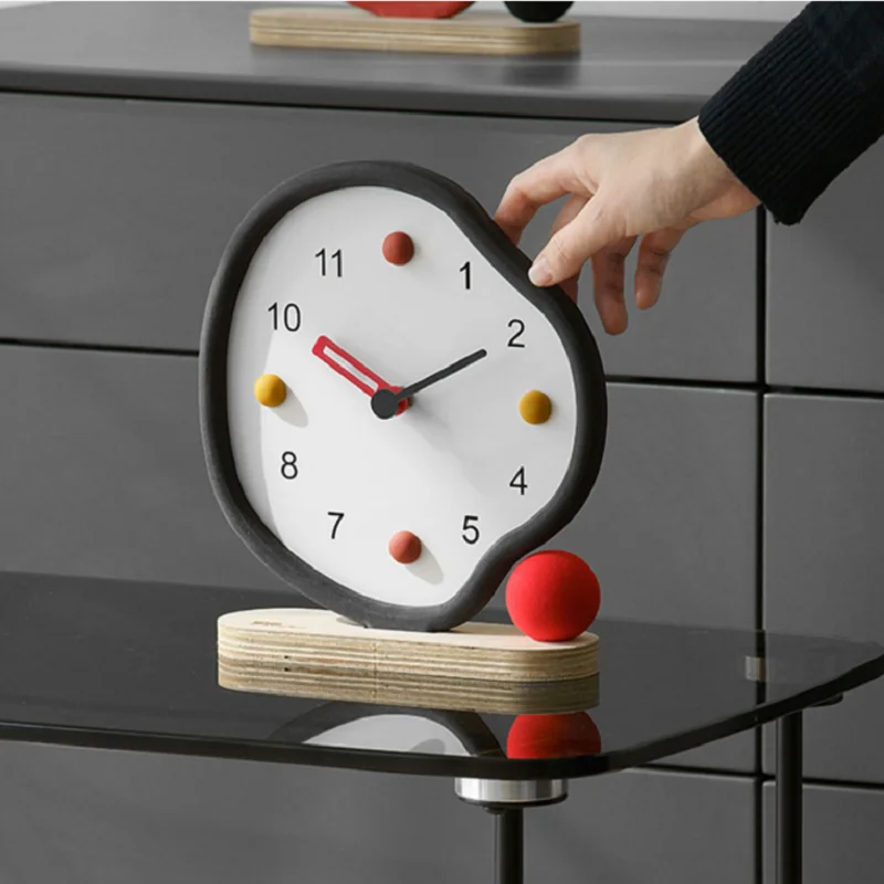 Modern American Minimalist Desk Clock Table Pendulum Clock Student