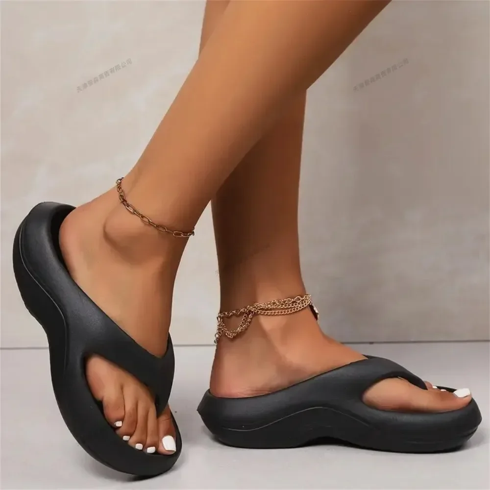 Women’s Comfortable Flip Flops Soft Anti-Slip Slippers Summer Beach Sandals Lightweight Casual Home Non-slip Flip Flops Shoes