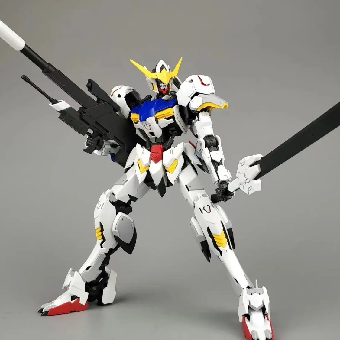 ロボット MG GUNDAM BARBATOS 1/100 MG 1/100 GUNDAM BARBATOS : Amazon.pl: Arts & Crafts