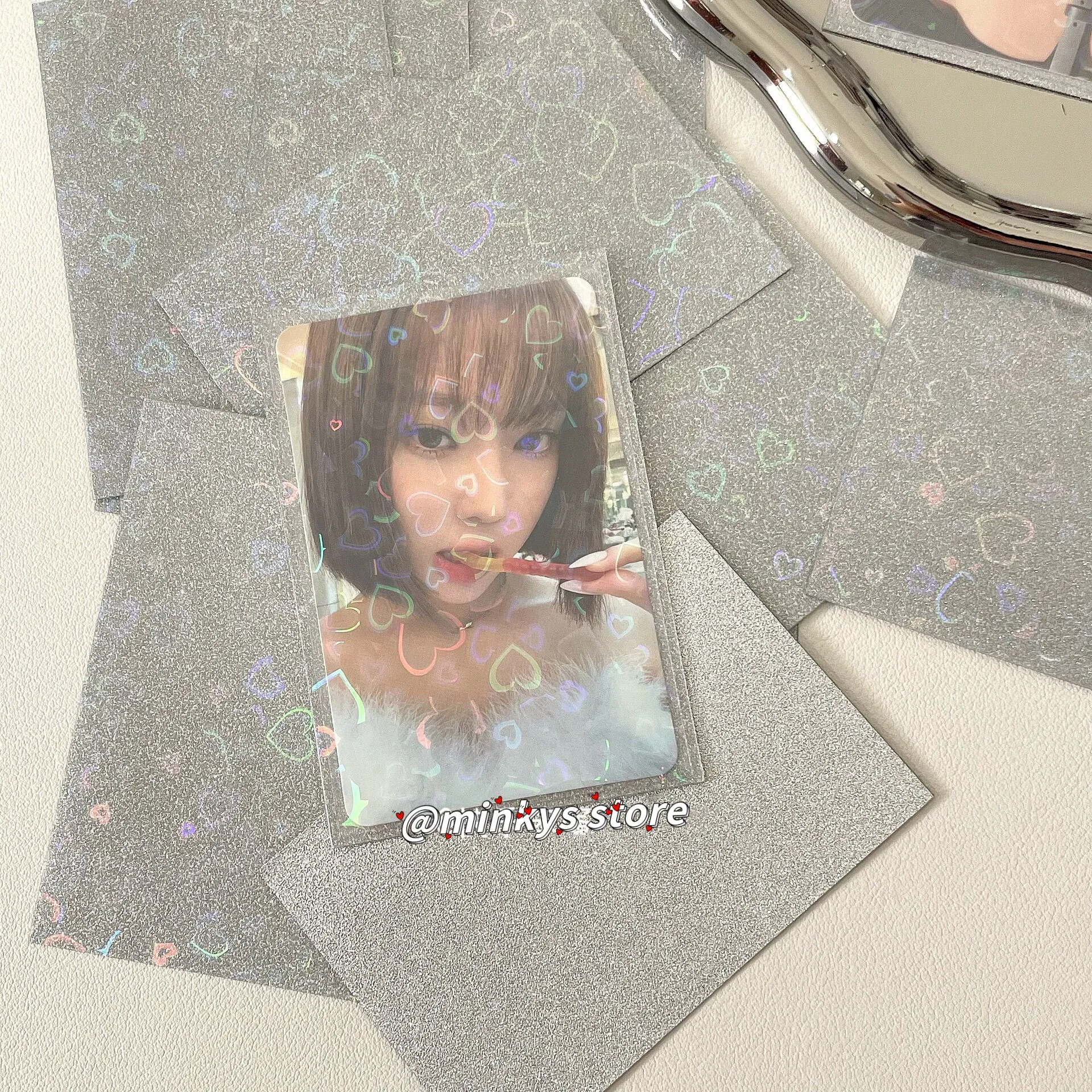 MINKYS Glittery Love Heart 50pcs/pack Colored Kpop Toploader Card