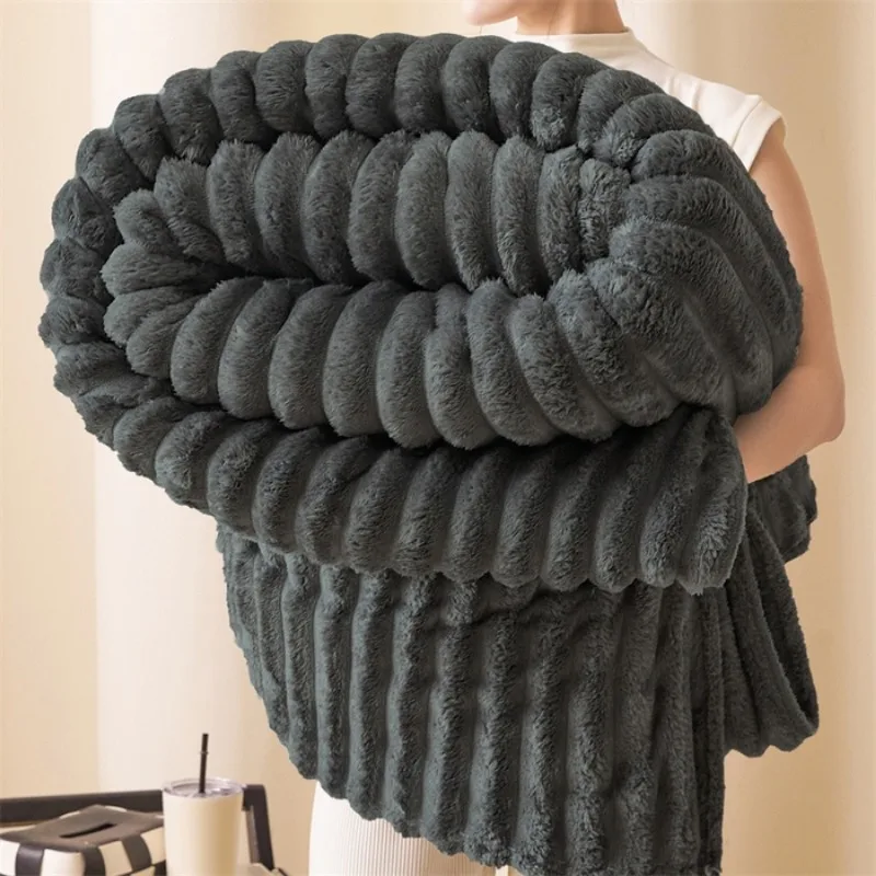 Solid Winter Fleece Blanket 4