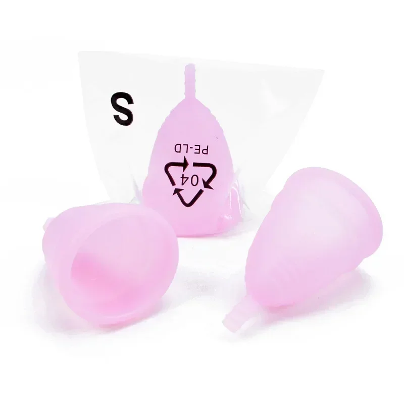 Menstrual Cup 1pc Foldable and Retractable Menstrual Cup with Lid Portable Women's Sports and Side Leakage Prevention Silicone Monthly Cup