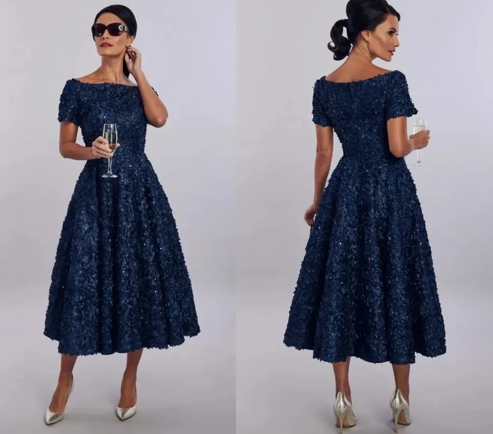 Elegent Navy Blue Mother of The Bride Dress Short Sleeve Lace Ruched Wedding Guest Party Gowns Tea Length Robe De Soiree