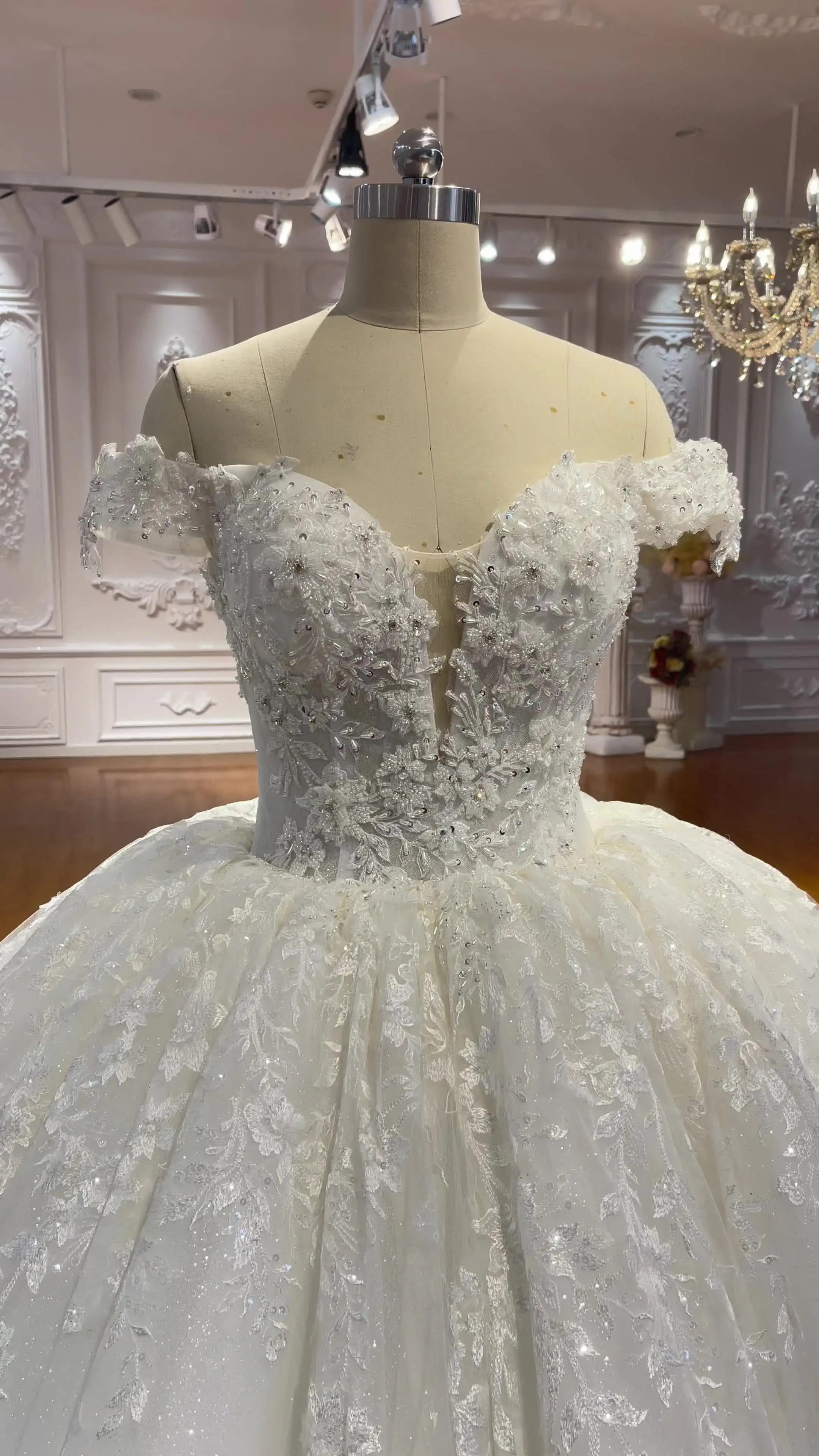 カスタムオフホワイトのウェディングドレス,ストラップ,カスタムサイズ