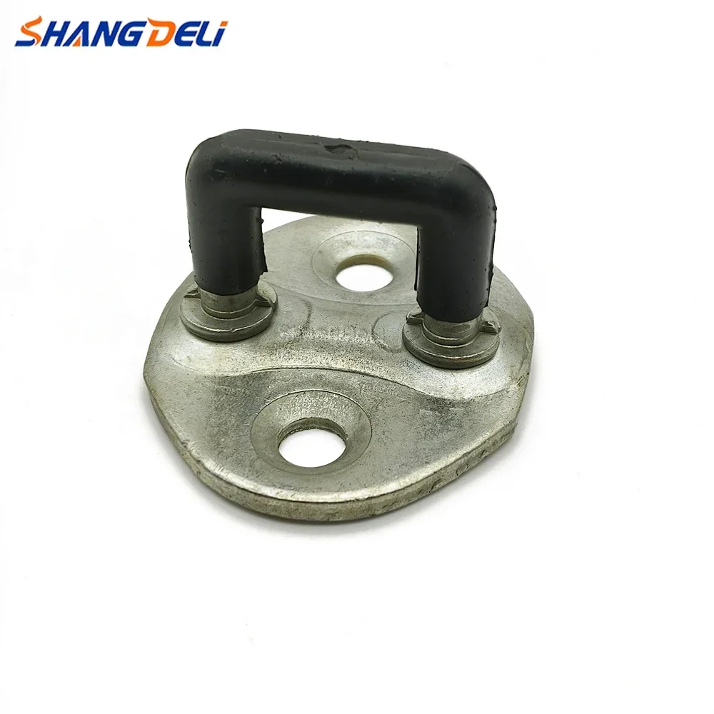 Car Front Left Door Lock Striker Plate Door Lock Buckle Replacement Compatible for Mitsubishi Pajero Montero V31 V33 V93